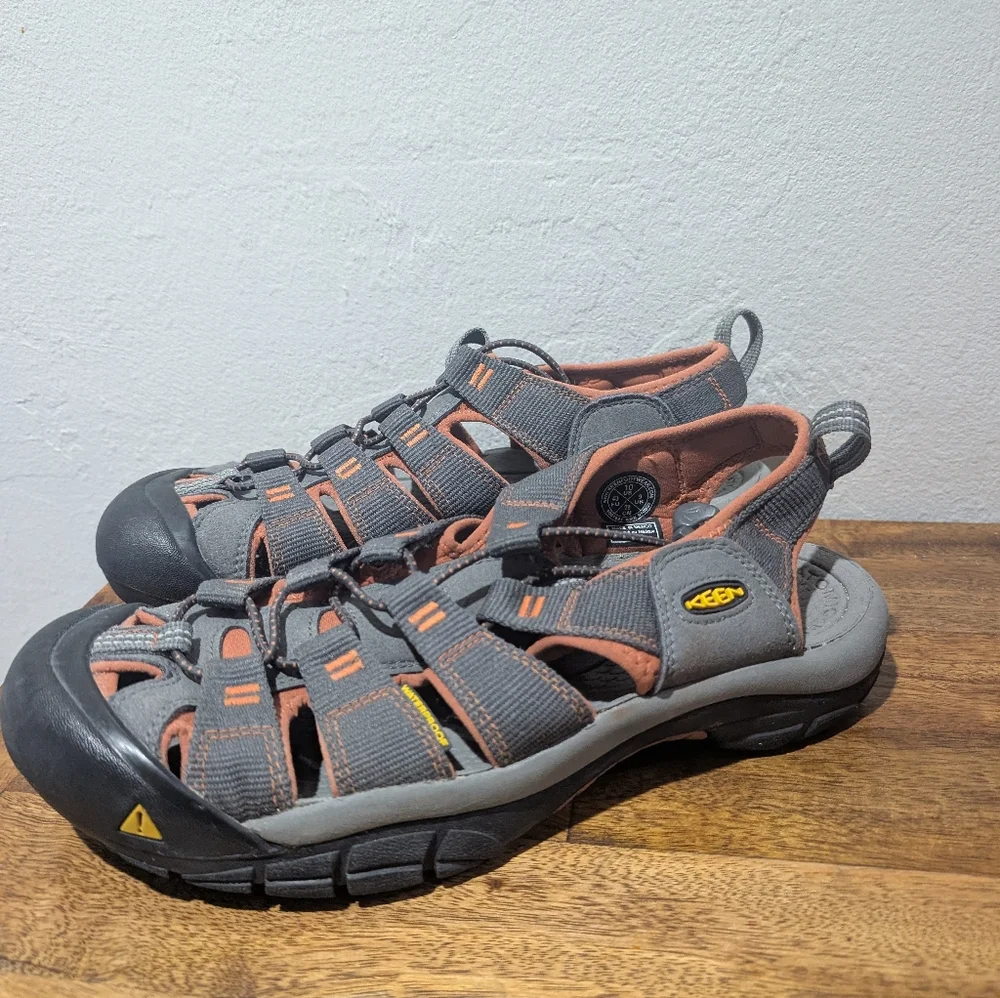 Keen Men's Newport H2 Sandal EUC Like‎ New Size 10